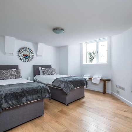 Cosy Flat In Free Parking Area, Next To Bus Stop Brighton ภายนอก รูปภาพ